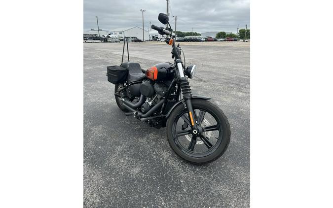 2022 SOFTAIL STREET BOB 114 - Harley-Davidson®