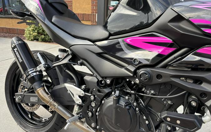 2025 Kawasaki Z500 ABS Metallic Spark Black/Metallic Matte Graphenesteel Gray - 3848U