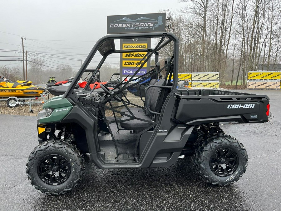2023 Can-Am Defender DPS HD7
