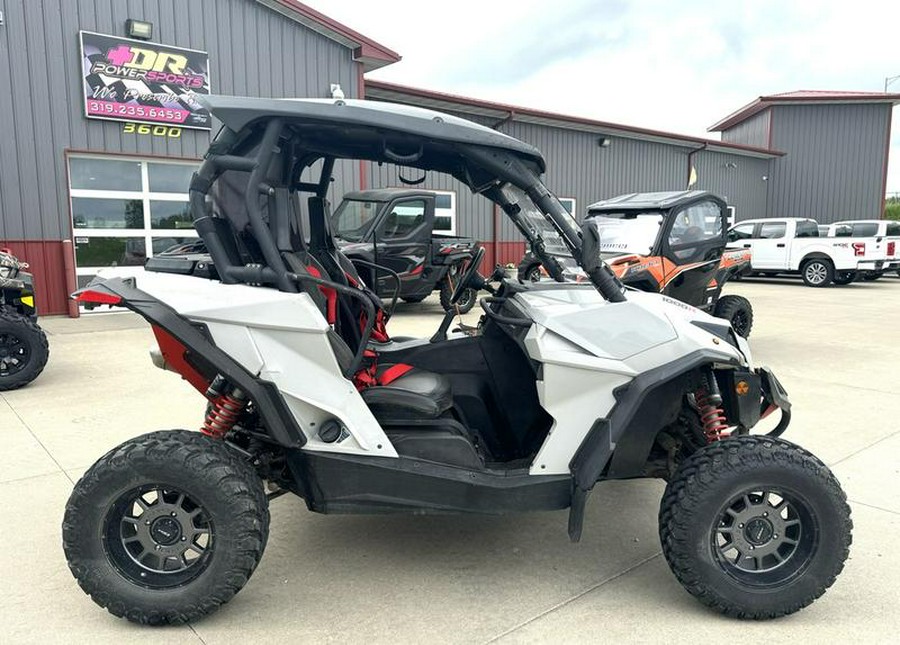 2016 Can-Am® Maverick 1000R