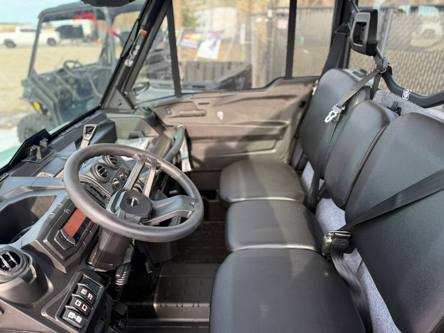 2026 Can-Am Defender DPS CAB HD9