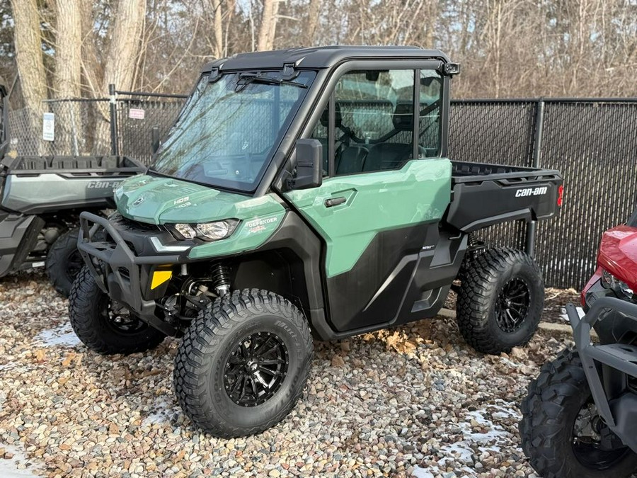 2026 Can-Am Defender DPS CAB HD9