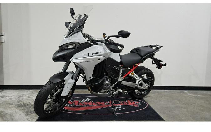 2024 Ducati Multistrada Travel & Radar Spoke Wheel Demo