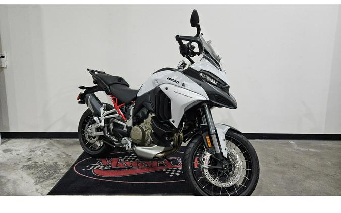 2024 Ducati Multistrada Travel & Radar Spoke Wheel Demo