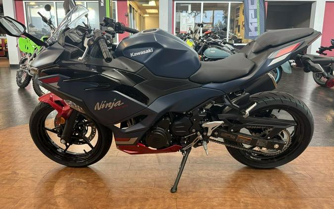 2026 Kawasaki Ninja® 500 ABS Metallic Matte Twilight Blue
