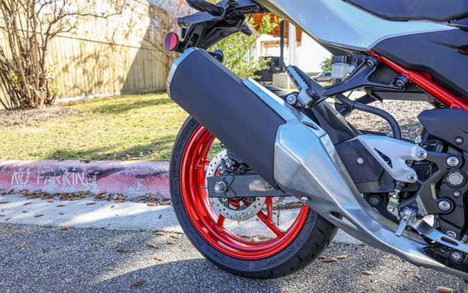 New 2026 KAWASAKI Z500 SE ABS