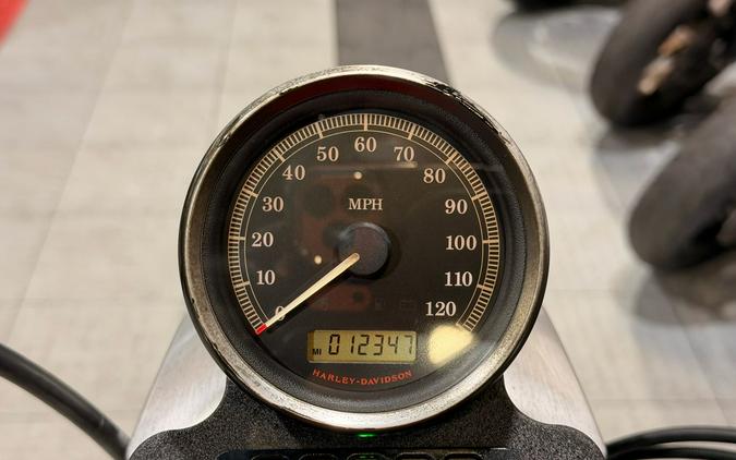 2010 Harley-Davidson Sportster® 883 Low