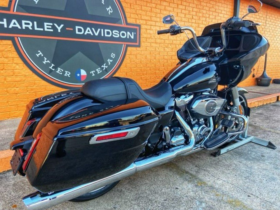 2025 Harley-Davidson® FLTRX - Road Glide®