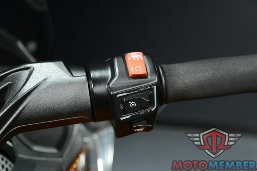 2014 Can-Am Spyder ST Limited SE5