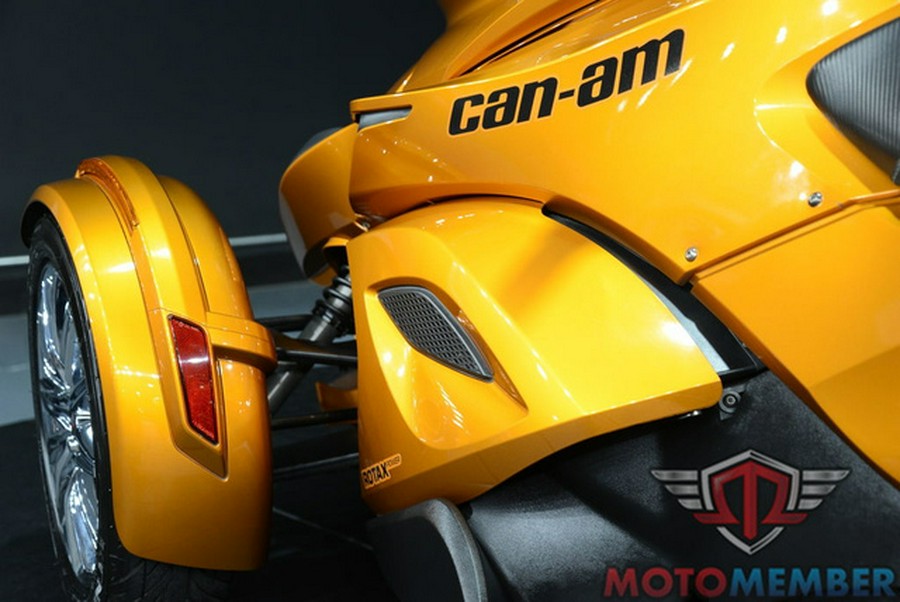 2014 Can-Am Spyder ST Limited SE5