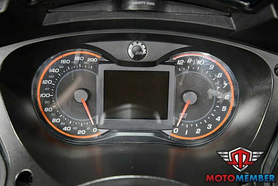 2014 Can-Am Spyder ST Limited SE5