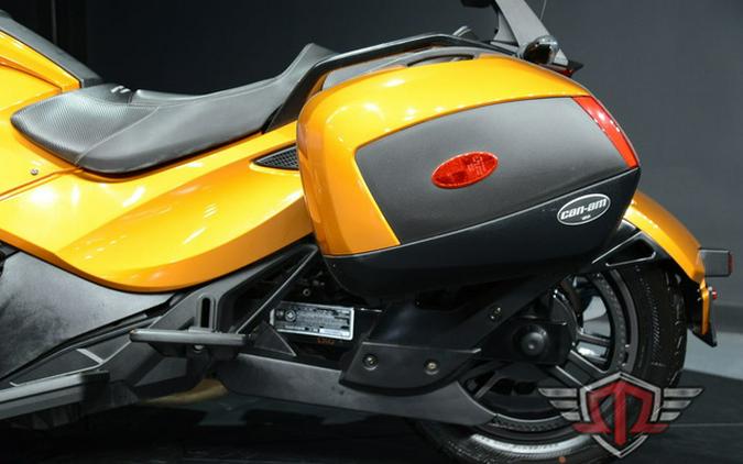 2014 Can-Am Spyder ST Limited SE5