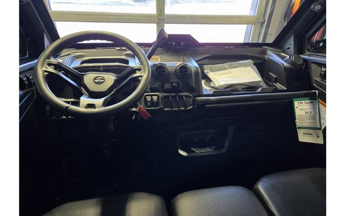 2026 Can-Am Defender Max DPS Cab HD10