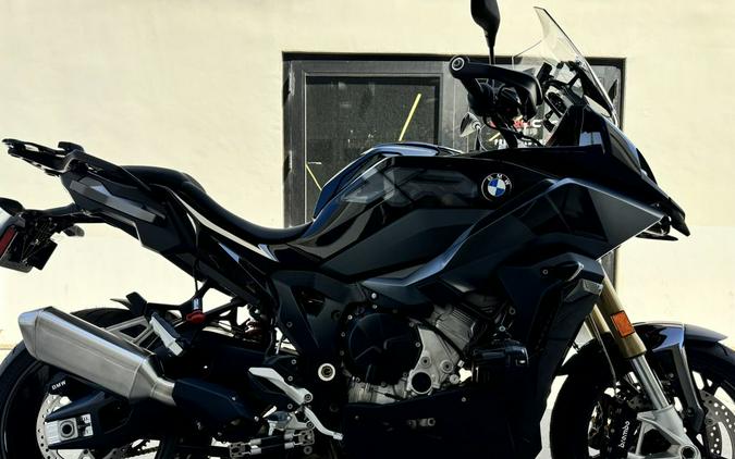 2023 BMW S 1000 XR Triple Black