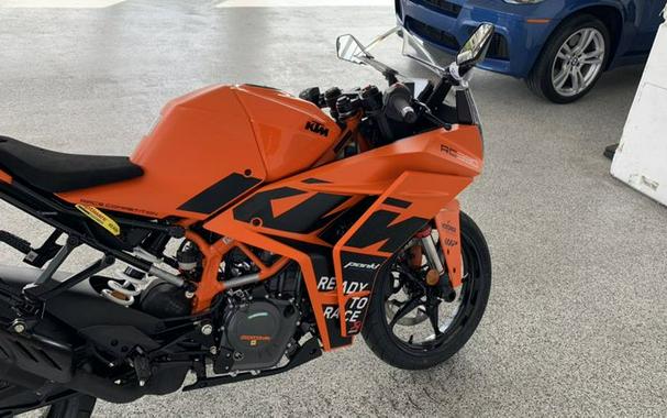 2023 KTM RC390 GP