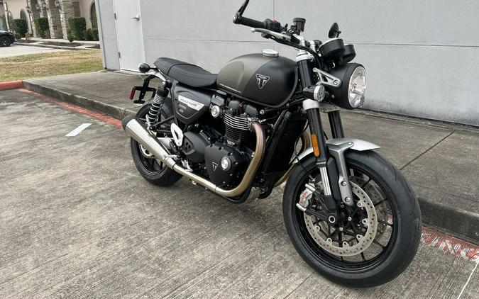 2024 Triumph Speed Twin 1200 Matte Ironstone/Matte Storm Grey