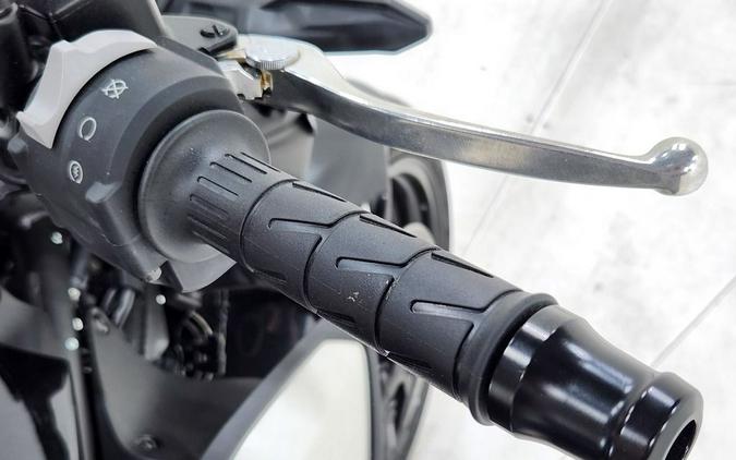 2025 Kawasaki Z900 ABS Metallic Spark Black/Metallic Carbon Gray