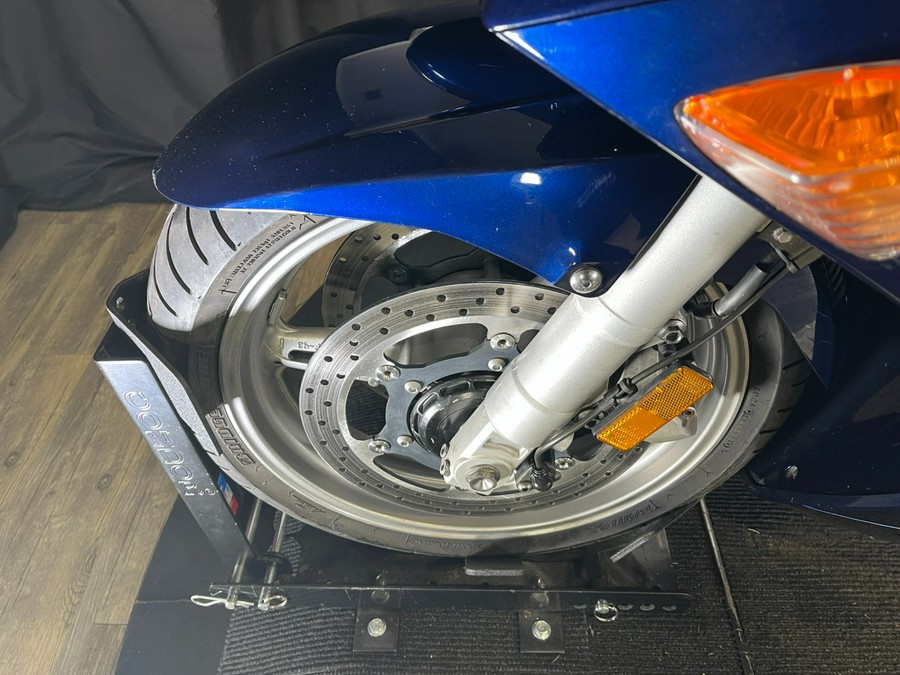 2006 Yamaha Motor Corp., USA FJR 1300A