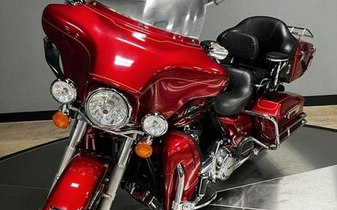 2012 Harley-Davidson® FLHTCU - Electra Glide® Ultra Classic