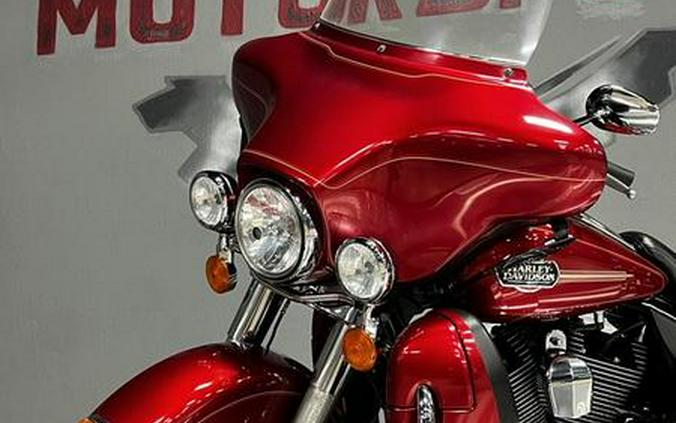 2012 Harley-Davidson® FLHTCU - Electra Glide® Ultra Classic