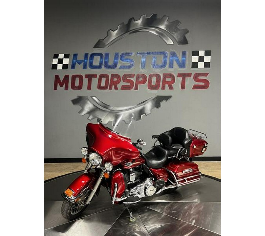 2012 Harley-Davidson® FLHTCU - Electra Glide® Ultra Classic