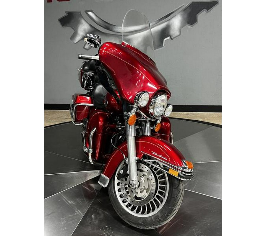 2012 Harley-Davidson® FLHTCU - Electra Glide® Ultra Classic
