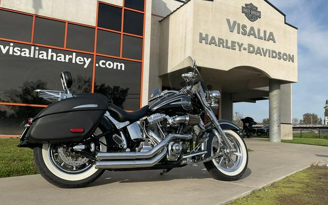 FLSTNSE 2015 CVO™ Softail® Deluxe