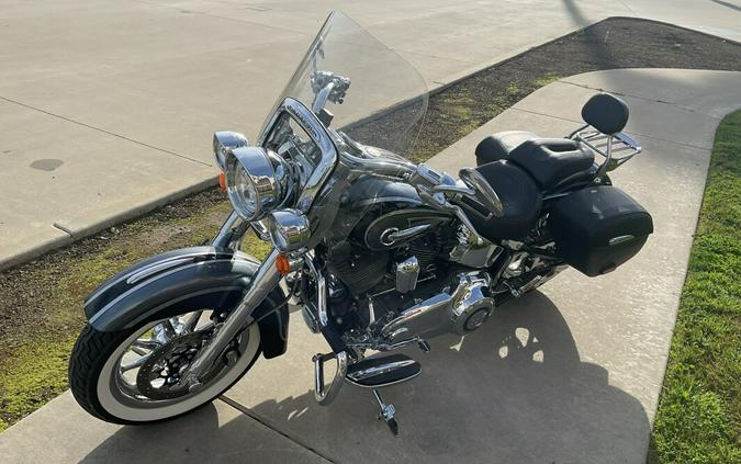 FLSTNSE 2015 CVO™ Softail® Deluxe