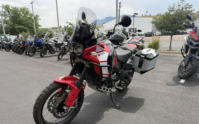 2025 Ducati DesertX Discovery