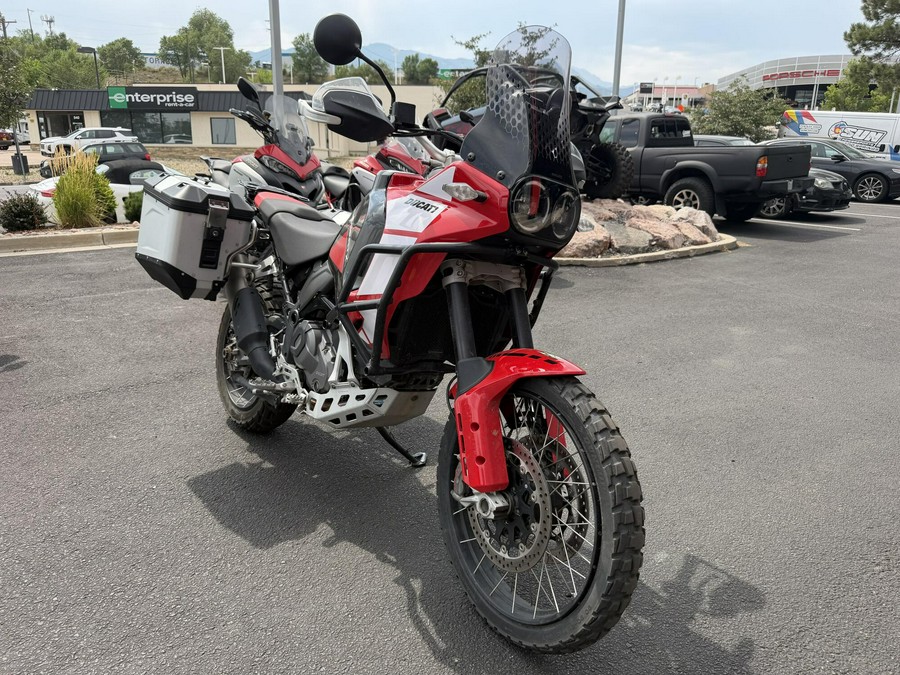 2025 Ducati DesertX Discovery