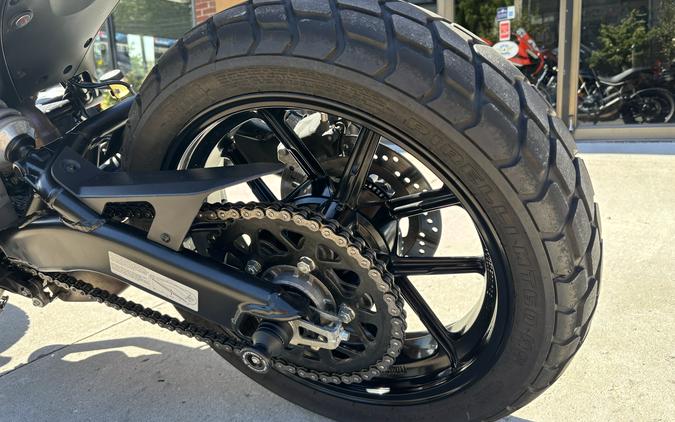 2017 Ducati Scrambler Sixty2 Shining Black - 3824U