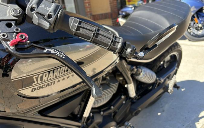 2017 Ducati Scrambler Sixty2 Shining Black - 3824U