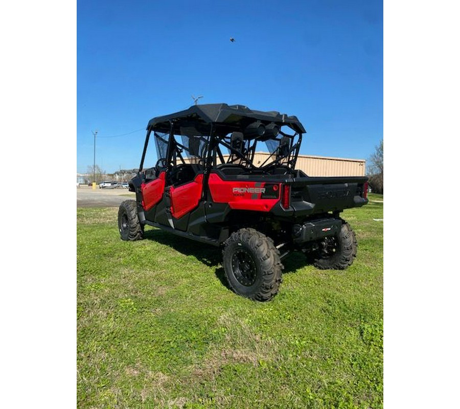 2023 Honda Pioneer 1000-6 Deluxe Crew