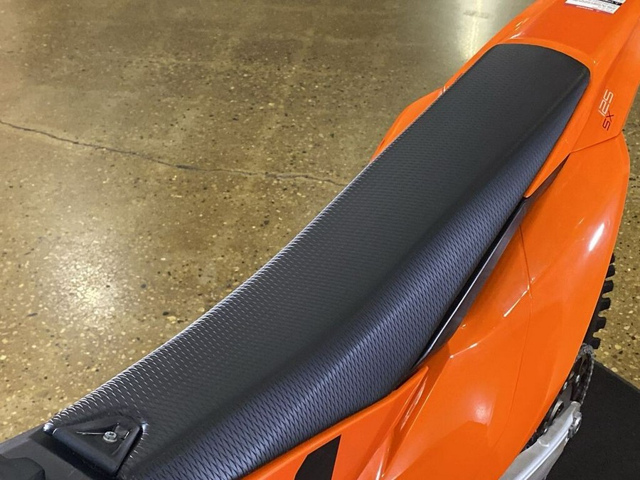 2025 KTM 2025 KTM 125 SX F6101Y0 ORANGE