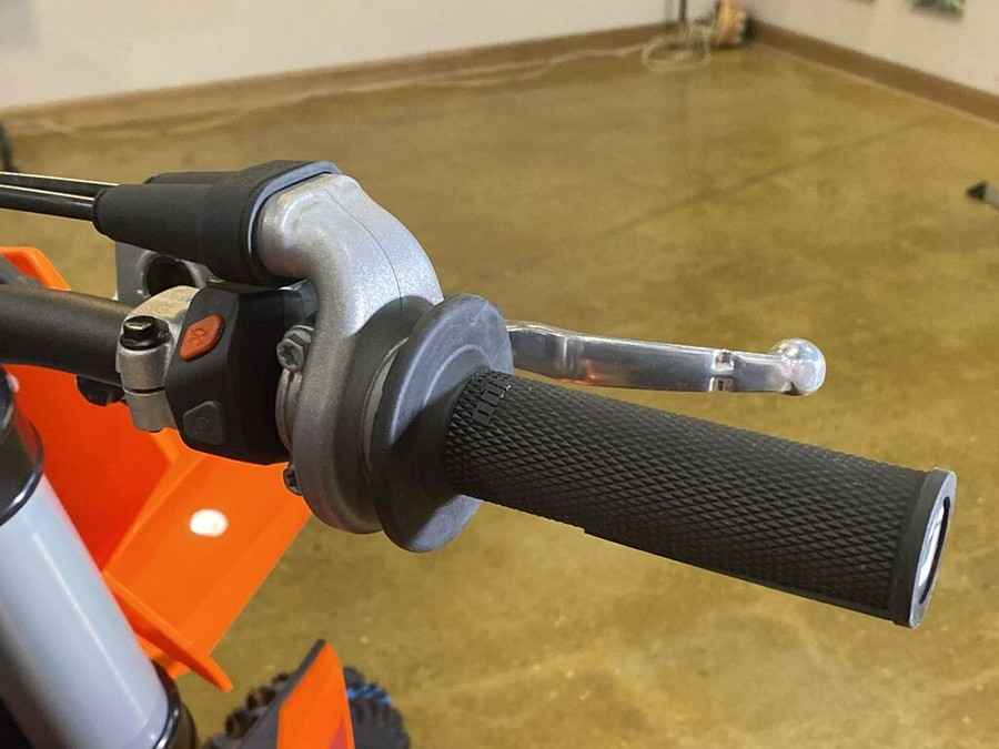 2025 KTM 2025 KTM 125 SX F6101Y0 ORANGE