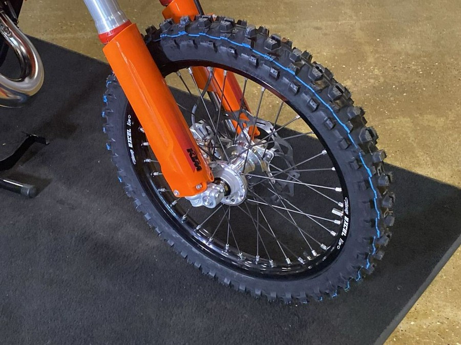 2025 KTM 2025 KTM 125 SX F6101Y0 ORANGE