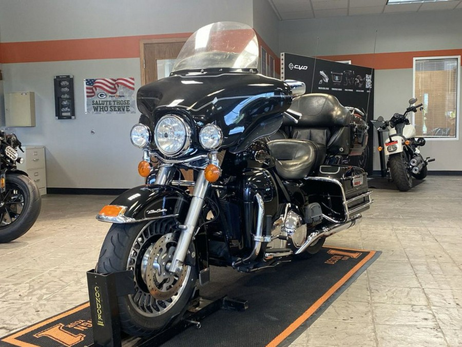 2011 Harley-Davidson FLHTCU - Ultra Classic Electra Glide