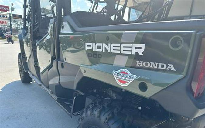 2024 Honda Pioneer 1000-6 Deluxe Crew