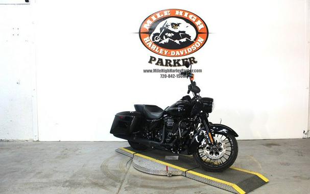 2018 Harley-Davidson® FLHRXS - Road King® Special