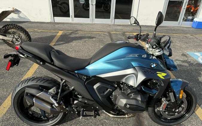2026 BMW R 1300 R