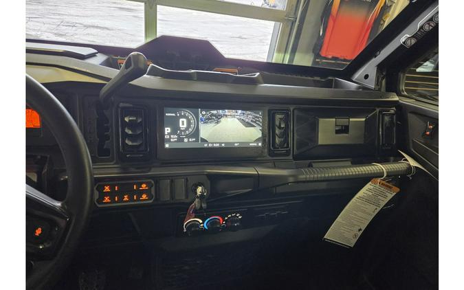 2026 Can-Am Defender XT HD11 Cab