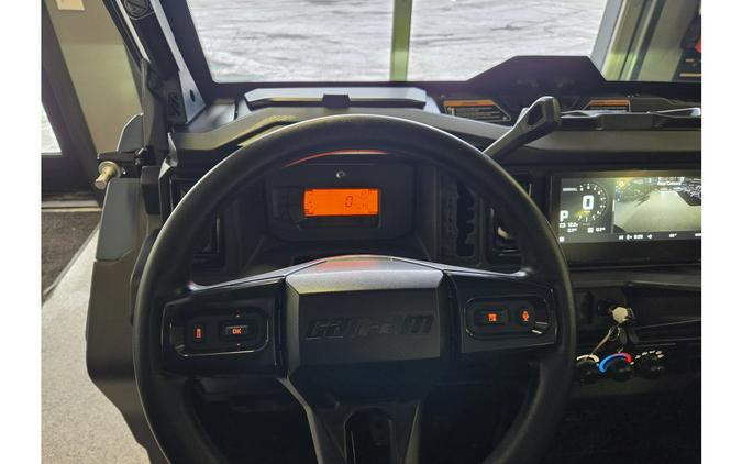 2026 Can-Am Defender XT HD11 Cab