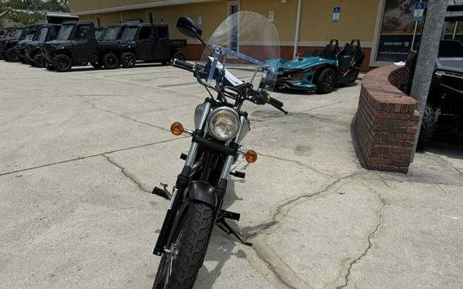 2018 Suzuki Boulevard S40