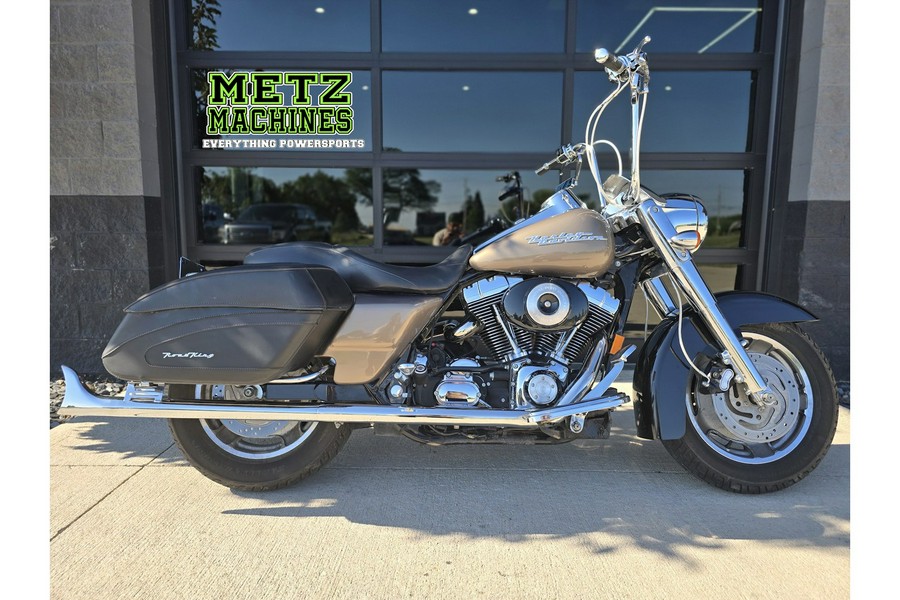 2004 ROAD KING CUSTOM - Harley-Davidson®