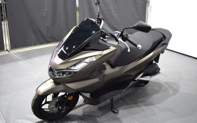 2024 Honda® PCX