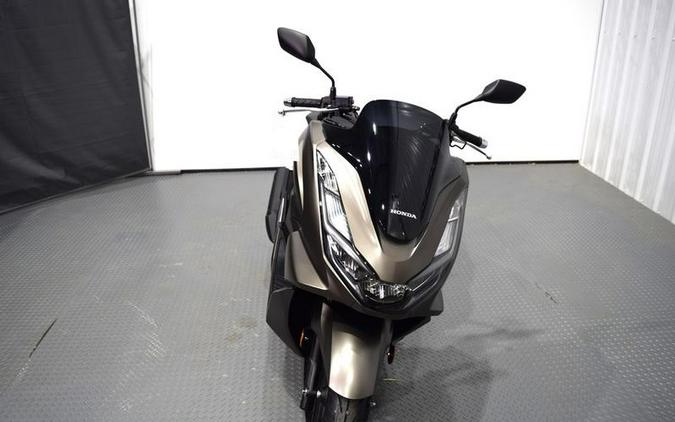 2024 Honda® PCX