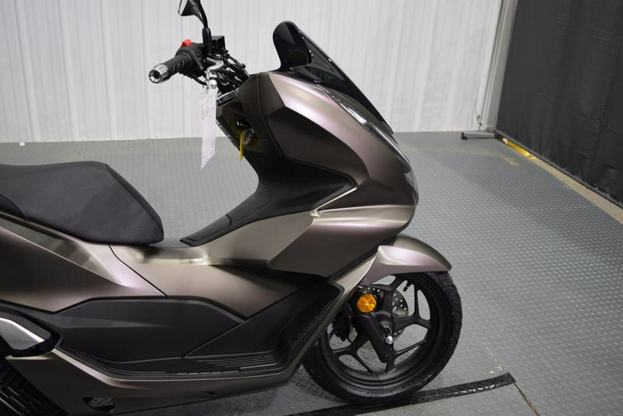 2024 Honda® PCX