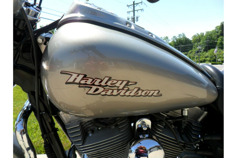 2008 Harley-Davidson® FXD
