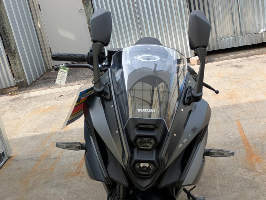 2025 Suzuki GSX-8R