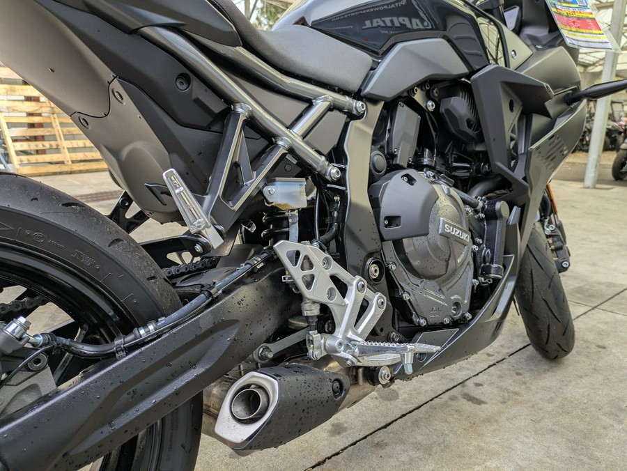 2025 Suzuki GSX-8R